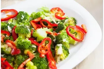 Zeytinyağlı Brokoli Salatası Tarifi ve Malzemeleri