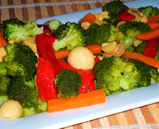 Brokoli Salatası Tarifi ve Malzemeleri